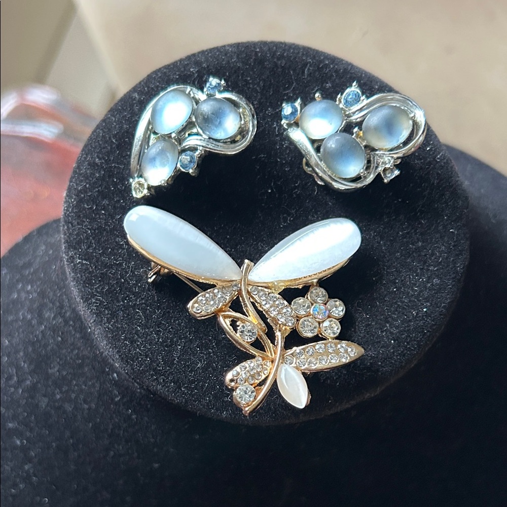 moon stone Gold tone silver tone clip earrings , Brooch Jewelry Set